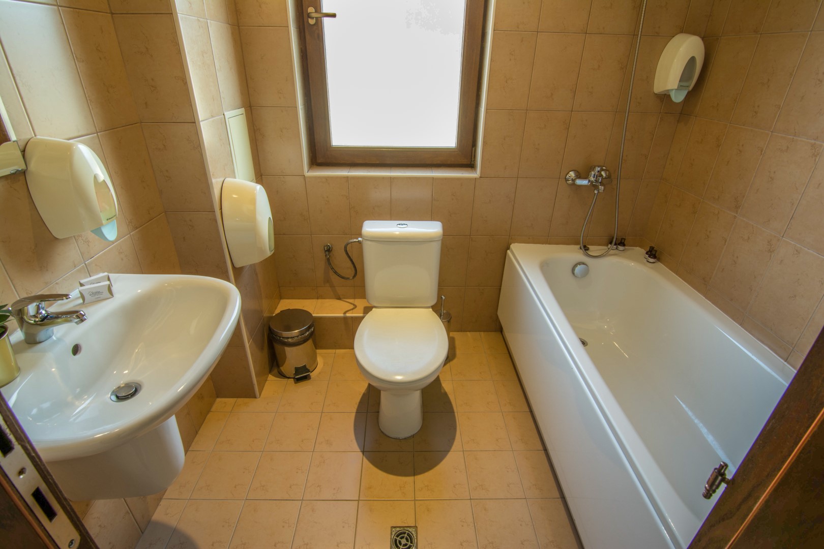 Tiara Holidays - Banderitsa -Bathroom
